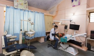 Hospital gratuito Udasinacharya Shri Chandra Charitable Hospital